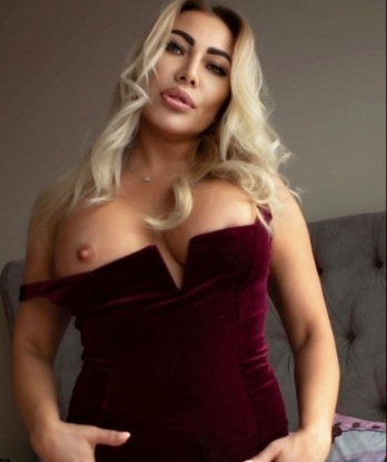 Анкета проститутки Любимка - город Кировское, 36 лет, №1844