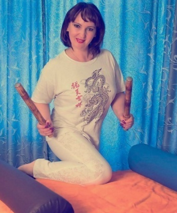 Анкета проститутки Валентина - город Кировское, 35 лет, №11419